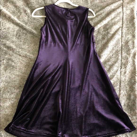 Spring Summer Fall - Picture 2 of 3